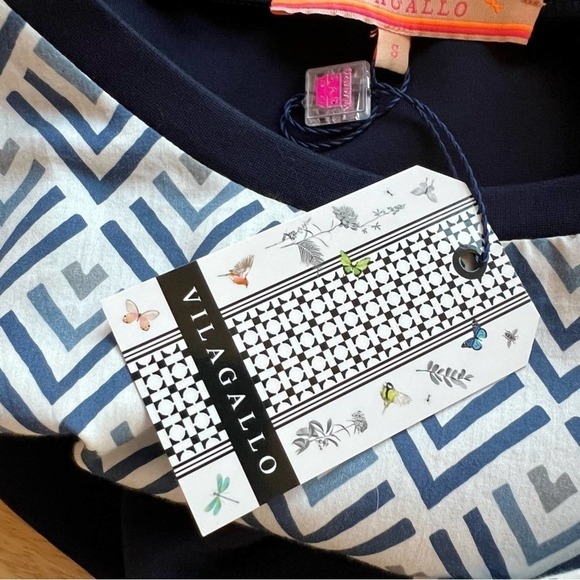 Vilagallo Arrow Chevron Short Sleeve Shirt Hi Low Hem Blue Gray New with Tags S - Picture 4 of 6